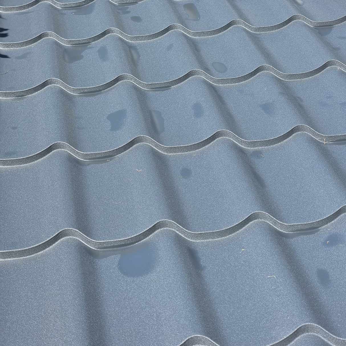 Tigla Metalica Clasic Bilka, Gri Antracit (RAL 7016) Lichidare de stoc 480 mp
